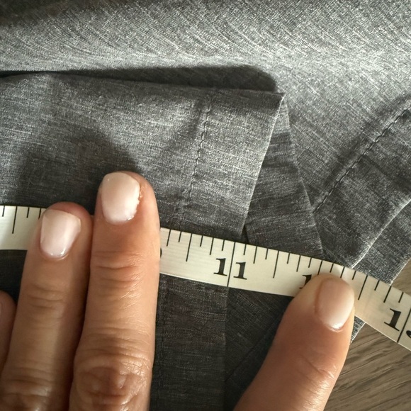 Quicksilver amphibian shorts • Men’s size 30 - Picture 7 of 7